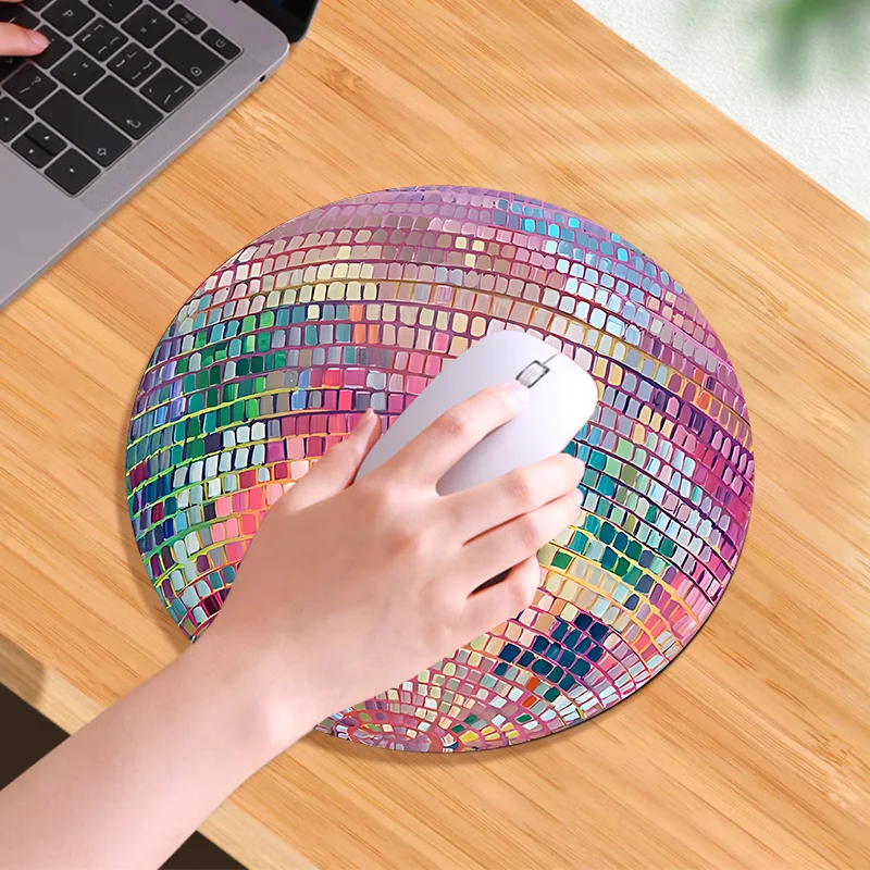 Rubber Round Pink Disco Ball M - Laptop Accessories Productivity recensione e prezzo